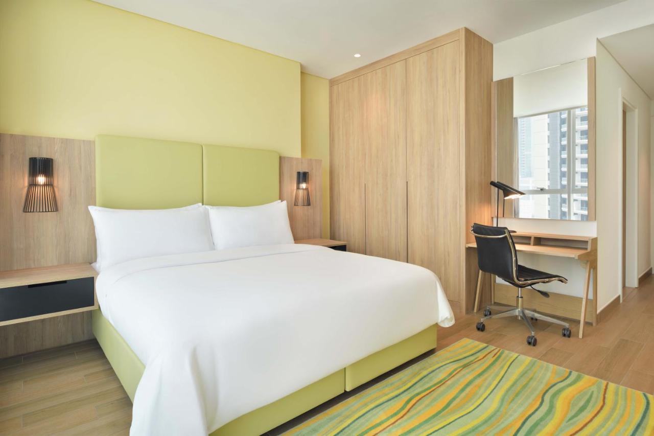 Element By Westin City Center Doha Exterior foto A bedroom at the hotel