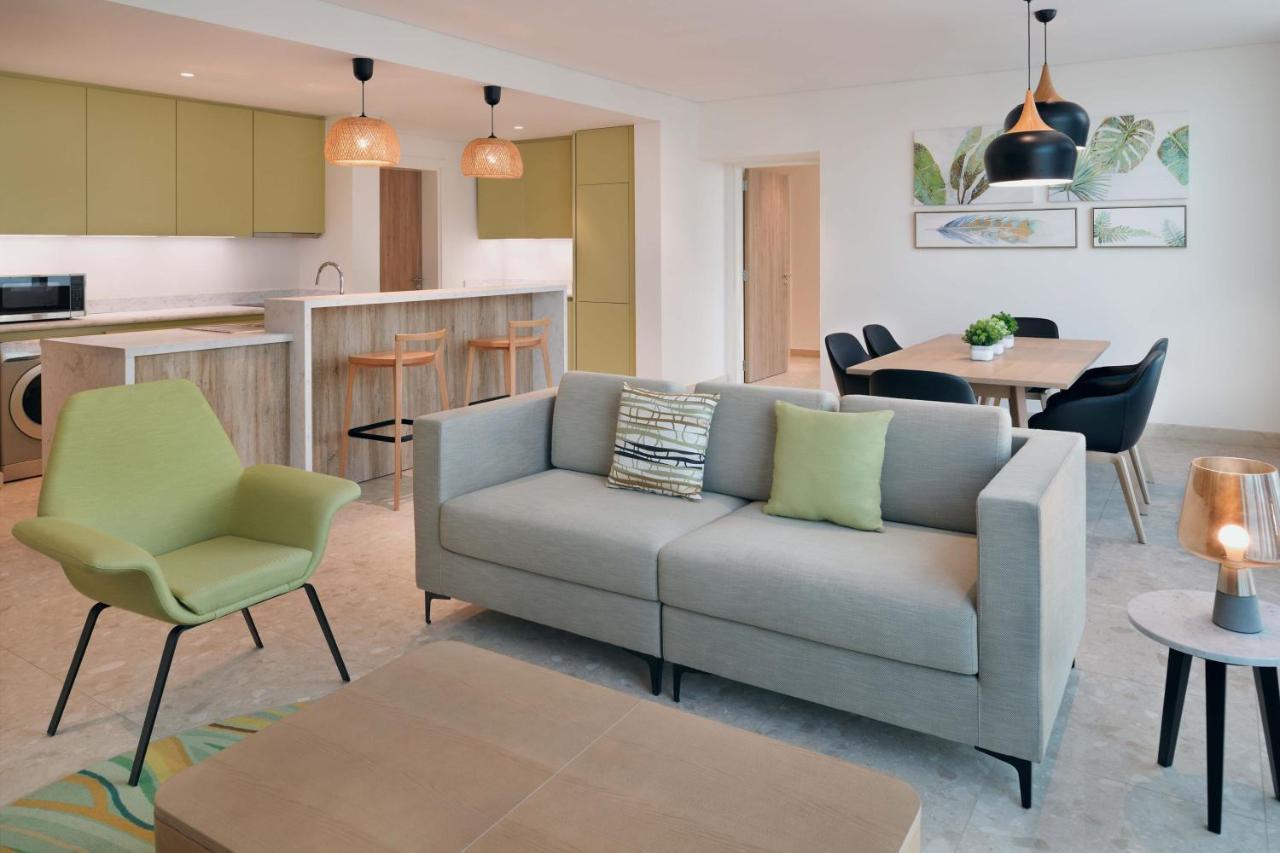 Element By Westin City Center Doha Exterior foto The interior of a typical apartment