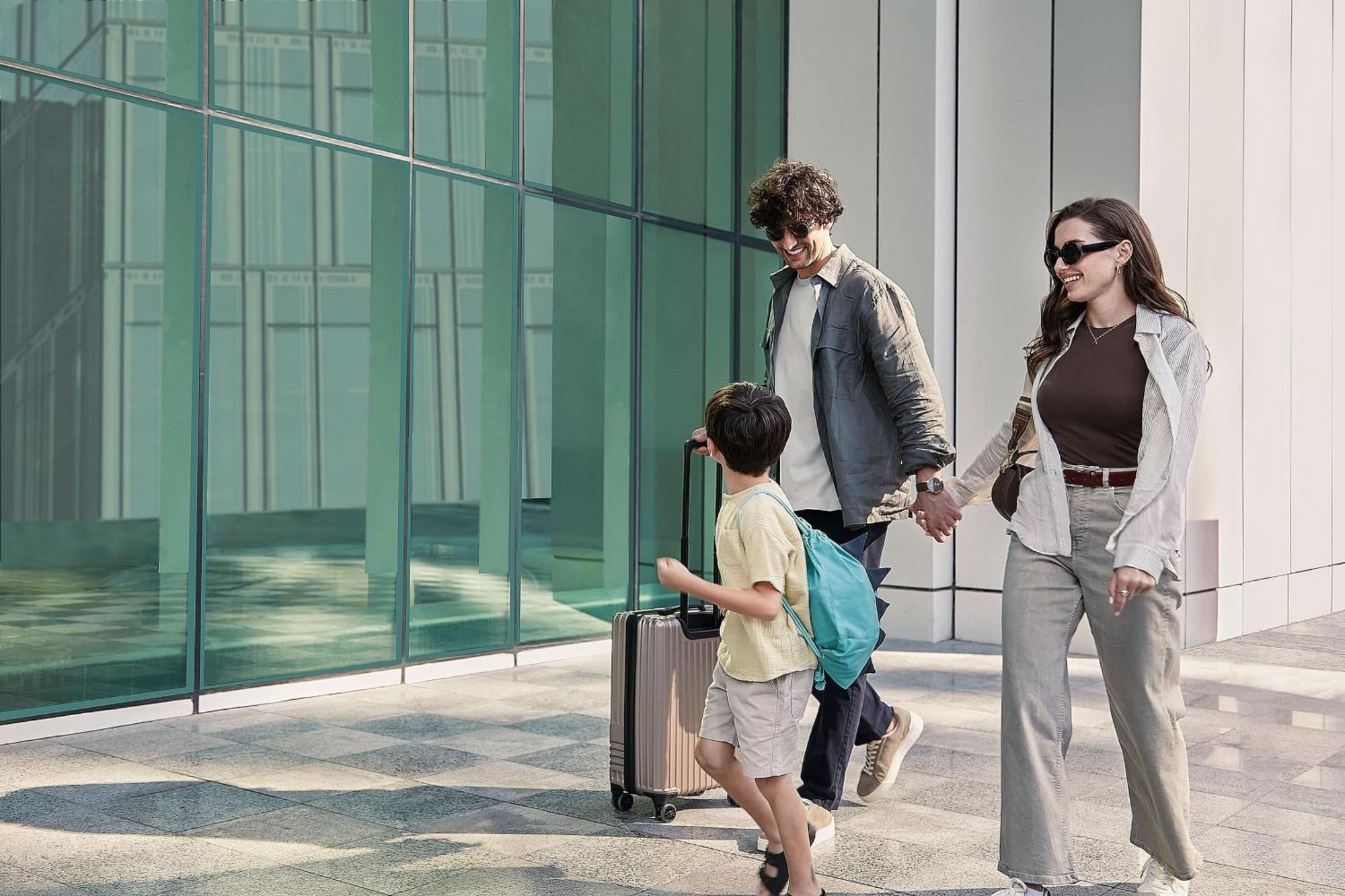 Element By Westin City Center Doha Exterior foto Family traveling